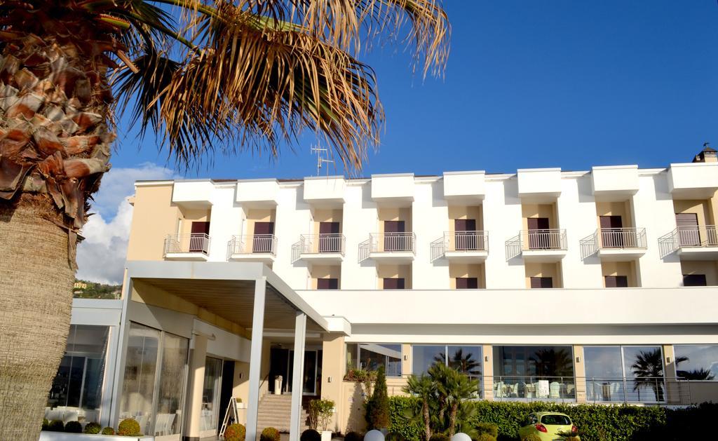 Hotel Serenella 아그로폴리 외부 사진
