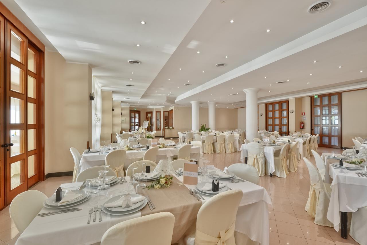 Hotel Serenella 아그로폴리 외부 사진