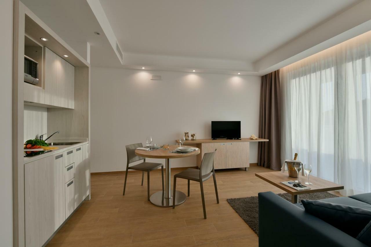 Hotel Serenella 아그로폴리 외부 사진