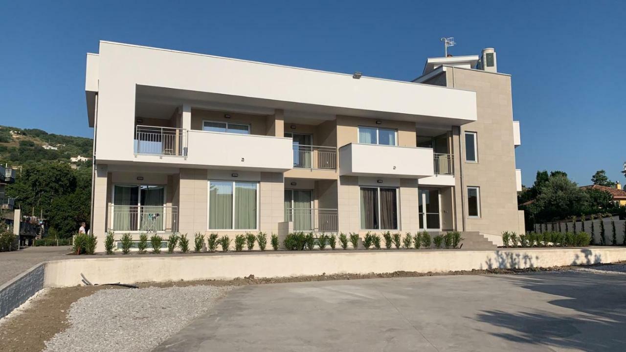 Hotel Serenella 아그로폴리 외부 사진