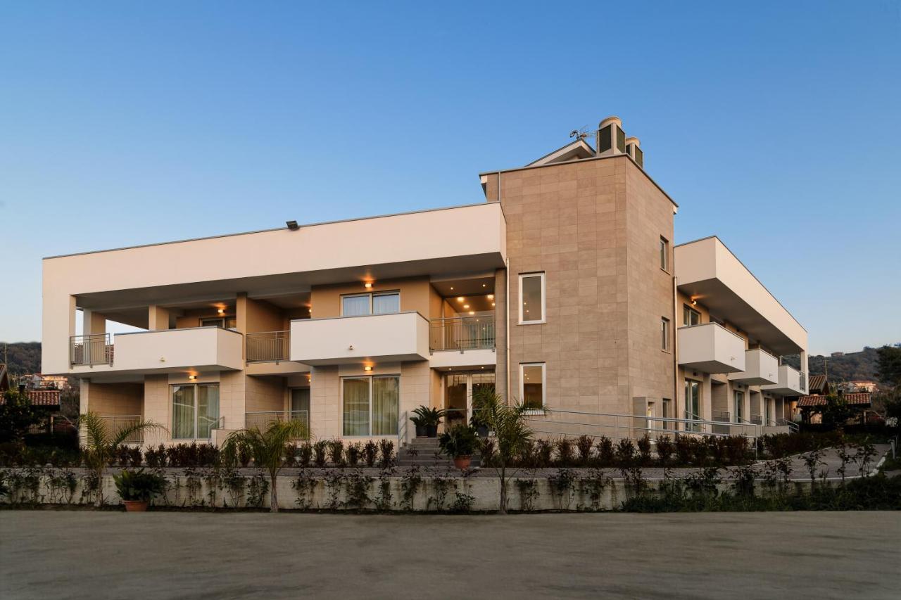 Hotel Serenella 아그로폴리 외부 사진